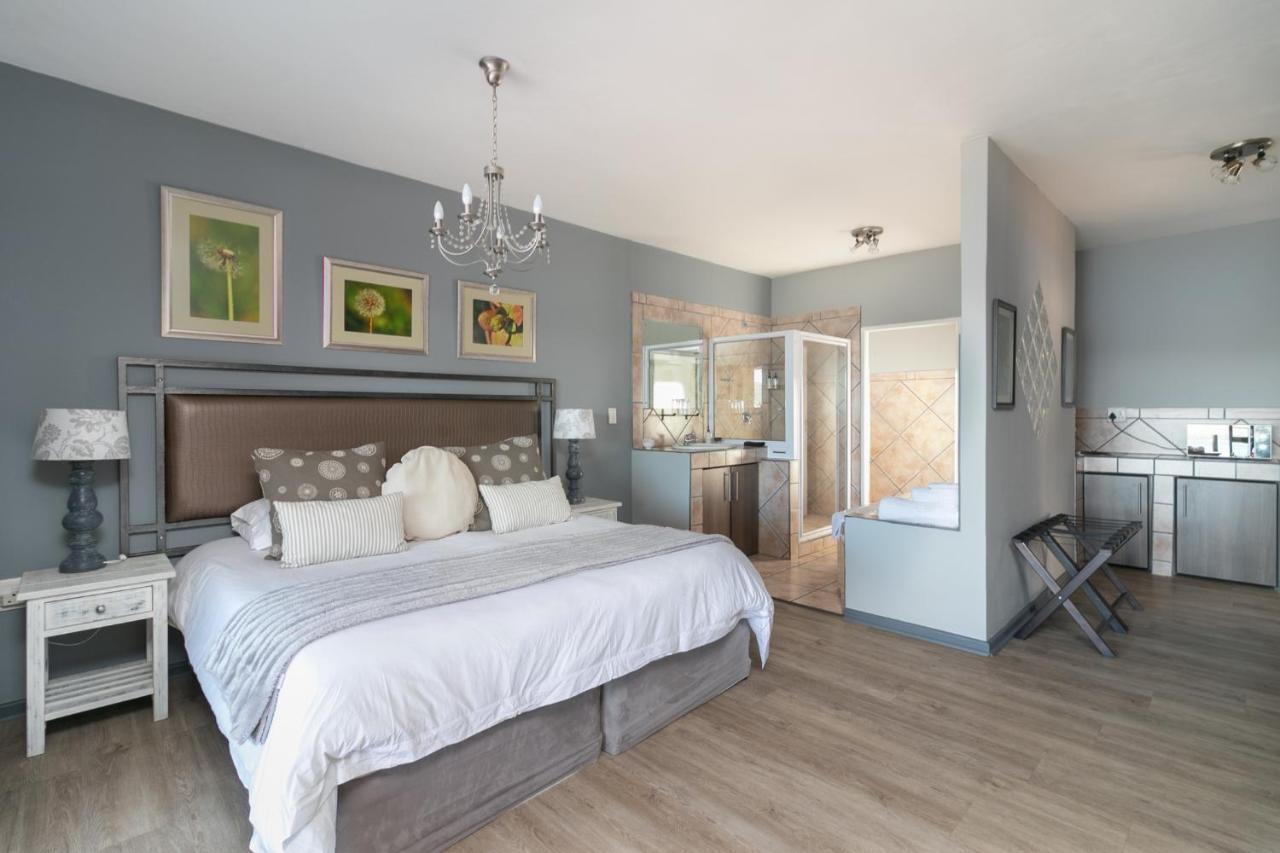 Overmeer Guest House Knysna Bagian luar foto